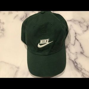 Nike Accessories - Nike green cap ๐งข Nike Accessories - Nike green cap ๐งข